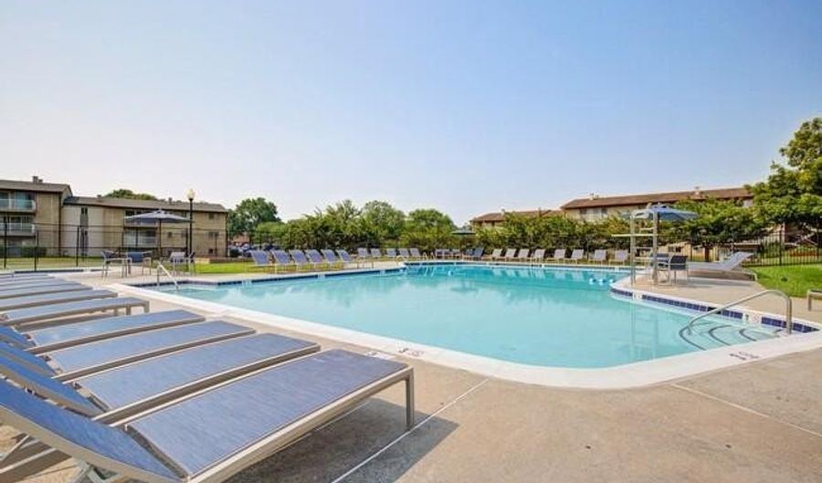 714 COUNTRY VILLAGE Dr 1C, Bel Air, MD 21014 - 2 Beds, 1 Bath