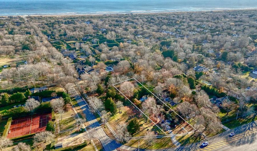 438 Main St, Amagansett, NY 11930 - 4 Beds, 2 Bath