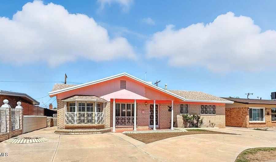 7133 LEMON TREE Ln, El Paso, TX 79915 - 3 Beds, 2 Bath