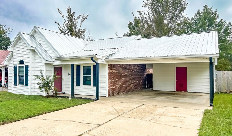 205 Meadow Lark Dr, Brandon, MS 39047 - 2 Beds, 2 Bath