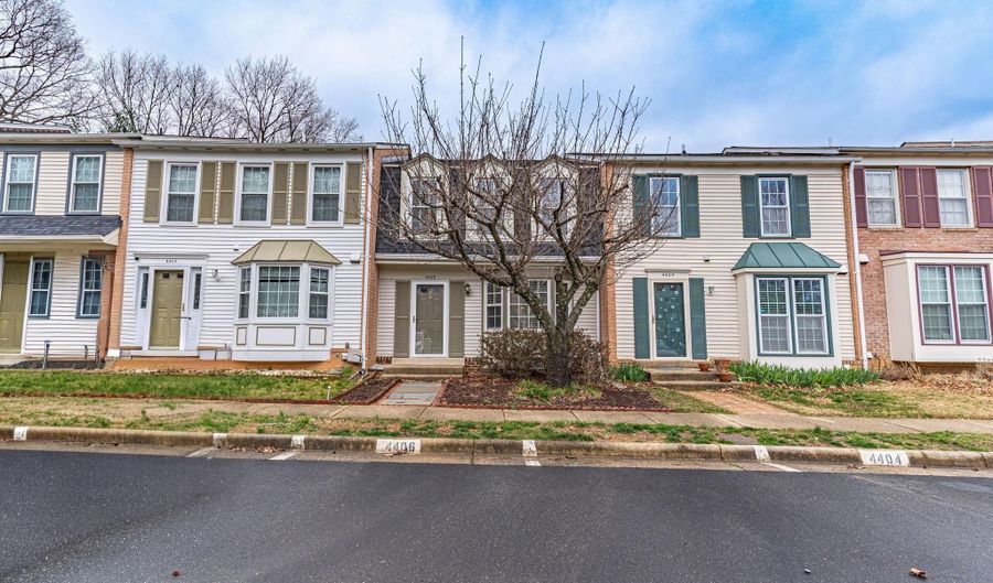 4406 CHURCHMAN Ct, Alexandria, VA 22310 - 3 Beds, 4 Bath