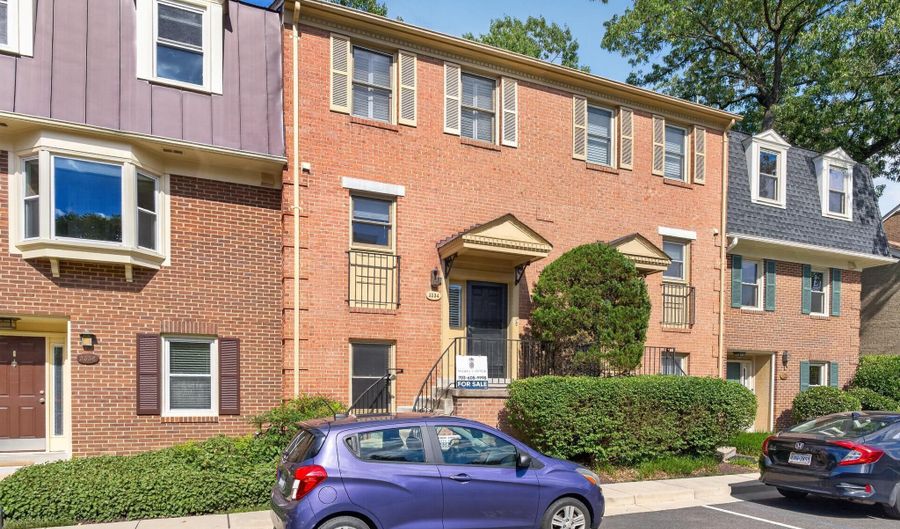 3334 2ND St S, Arlington, VA 22204 - 3 Beds, 2 Bath