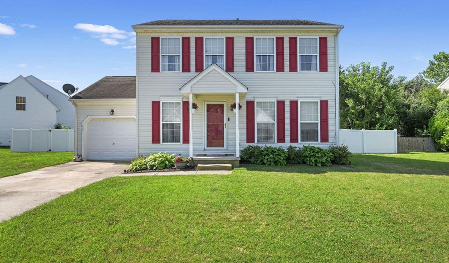 151 E CHIMNEY TOP Ln, Felton, DE 19943 - 3 Beds, 3 Bath