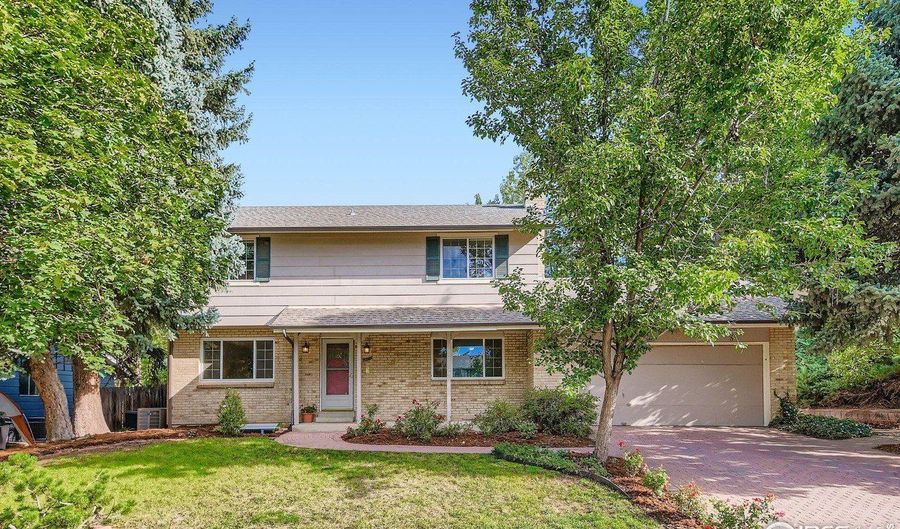 7711 Devonshire Ct, Boulder, CO 80301 - 4 Beds, 3 Bath