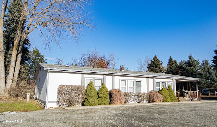 6885 Bauman St, Bonners Ferry, ID 83805 - 4 Beds, 2 Bath