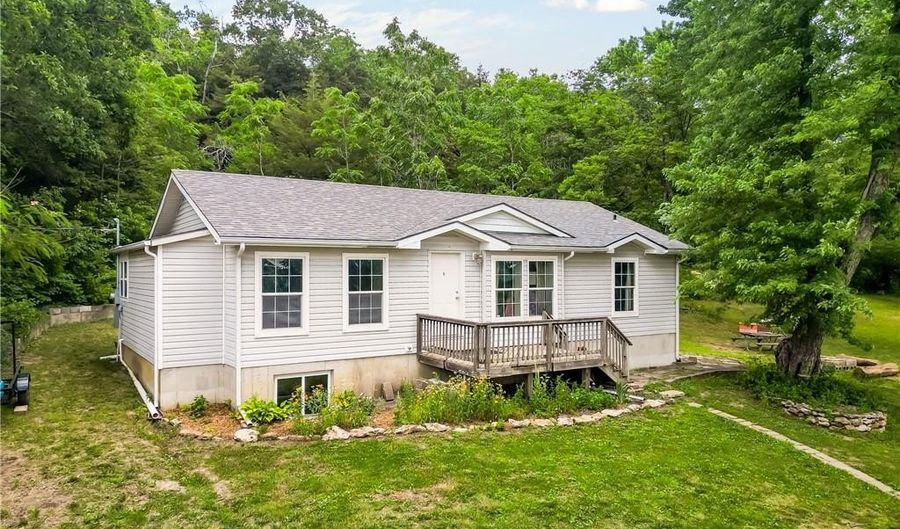 1540 N 600 Rd, Baldwin City, KS 66006 - 3 Beds, 2 Bath