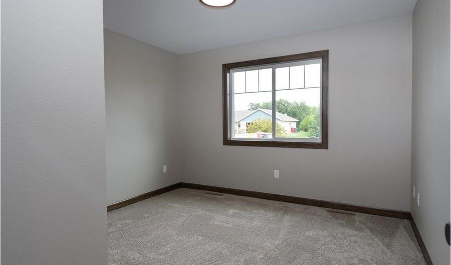 1346 Faith Hill Dr SW, Alexandria, MN 56308 - 5 Beds, 3 Bath