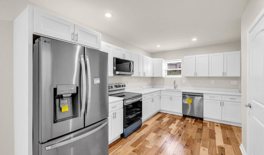 1622 HAZEL St, Baltimore, MD 21226 - 2 Beds, 2 Bath