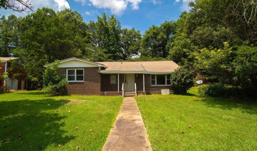 6540 AL HWY 202, Anniston, AL 36201 - 3 Beds, 2 Bath