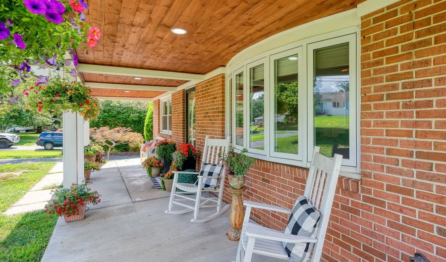 504 PLUMTREE Rd, Bel Air, MD 21015 - 4 Beds, 2 Bath