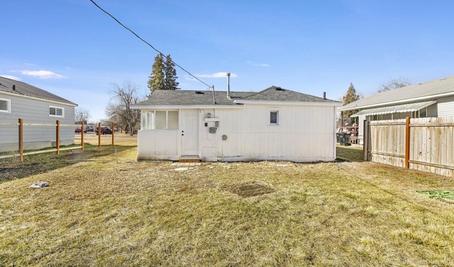 1251 Almo Ave, Burley, ID 83318 - 1 Beds, 1 Bath