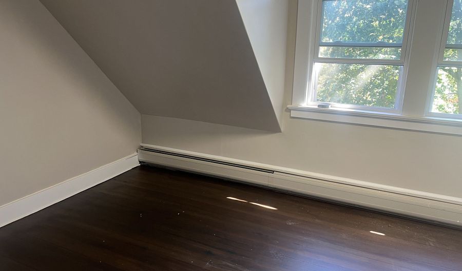 18 Harrison St, New Britain, CT 06052 - 3 Beds, 1 Bath