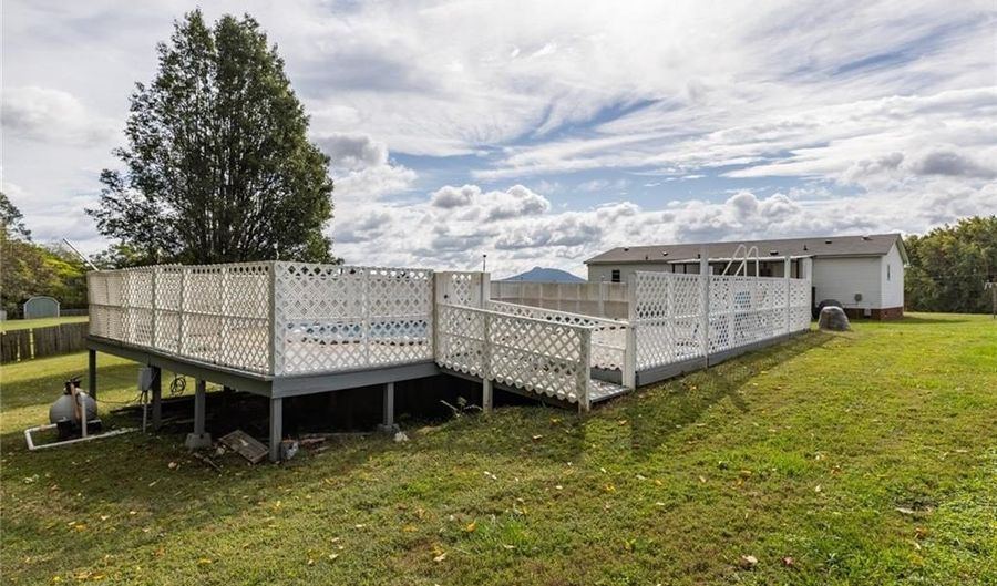 153 Chilton Rd, Ararat, NC 27007 - 3 Beds, 2 Bath