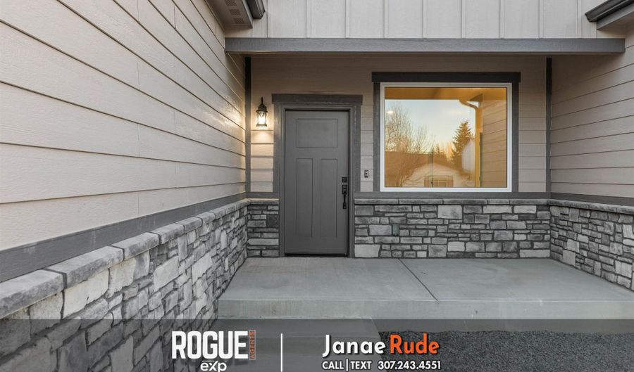 2011 E 22nd St, Casper, WY 82601 - 3 Beds, 3 Bath