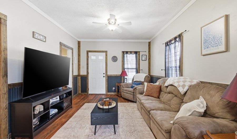 420 E Walnut, Ashland, OH 44805 - 3 Beds, 2 Bath