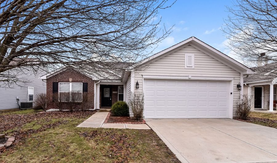 9720 Jackson Way, Avon, IN 46123 - 4 Beds, 2 Bath