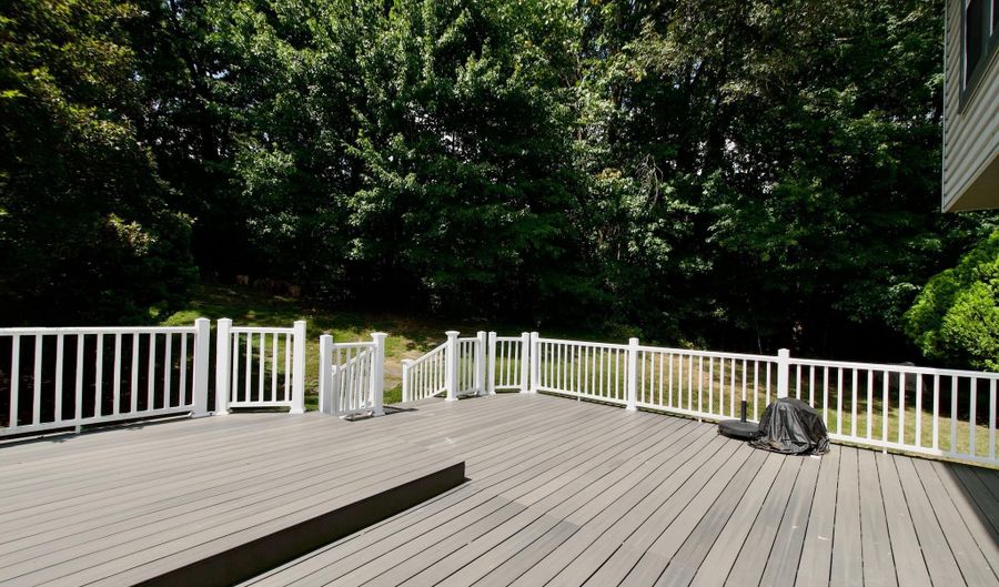 13117 MARTHAS CHOICE Cir, Bowie, MD 20720 - 5 Beds, 4 Bath