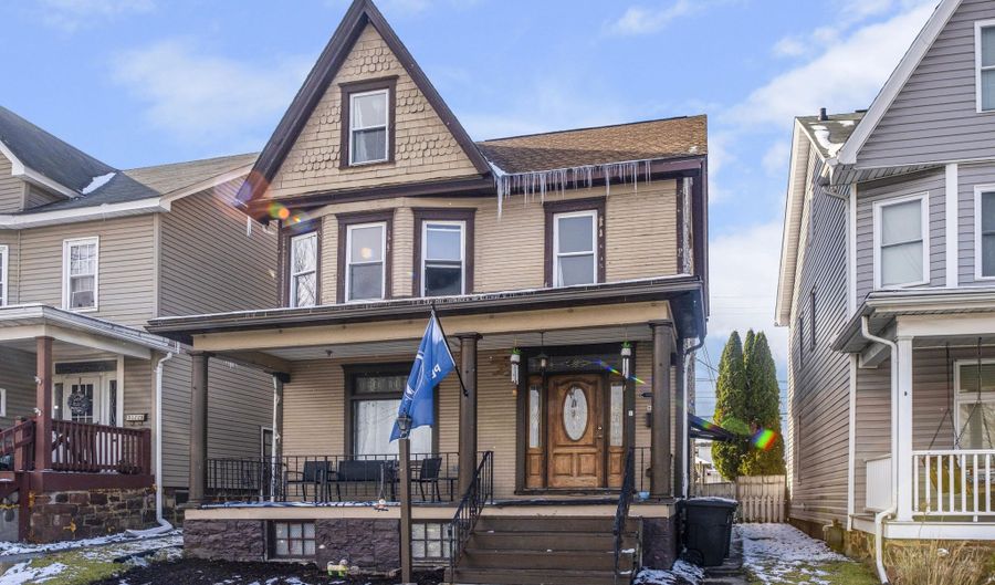 3120 Broad Ave, Altoona, PA 16601 - 4 Beds, 2 Bath