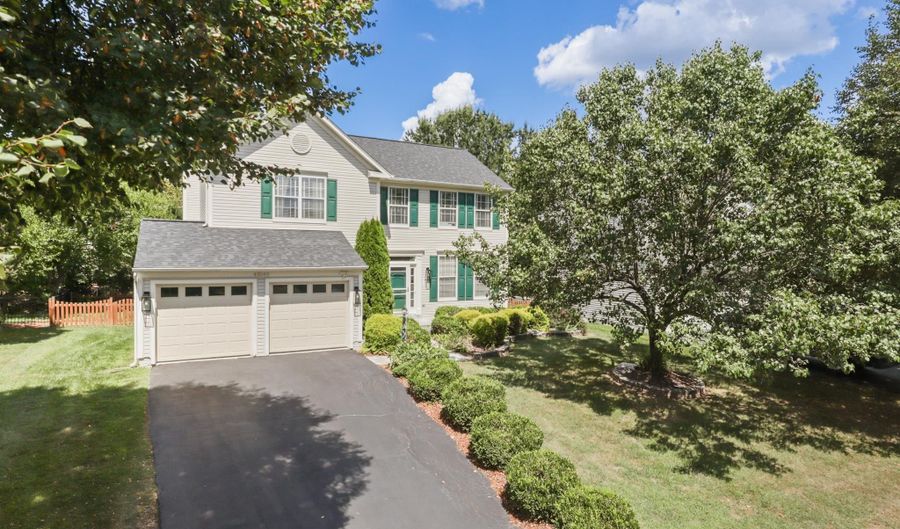 43040 TAVERNSPRINGS Ct, Ashburn, VA 20147 - 4 Beds, 4 Bath