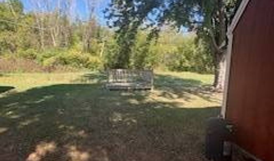 328 W 53rd St 50, Anderson, IN 46013 - 3 Beds, 2 Bath