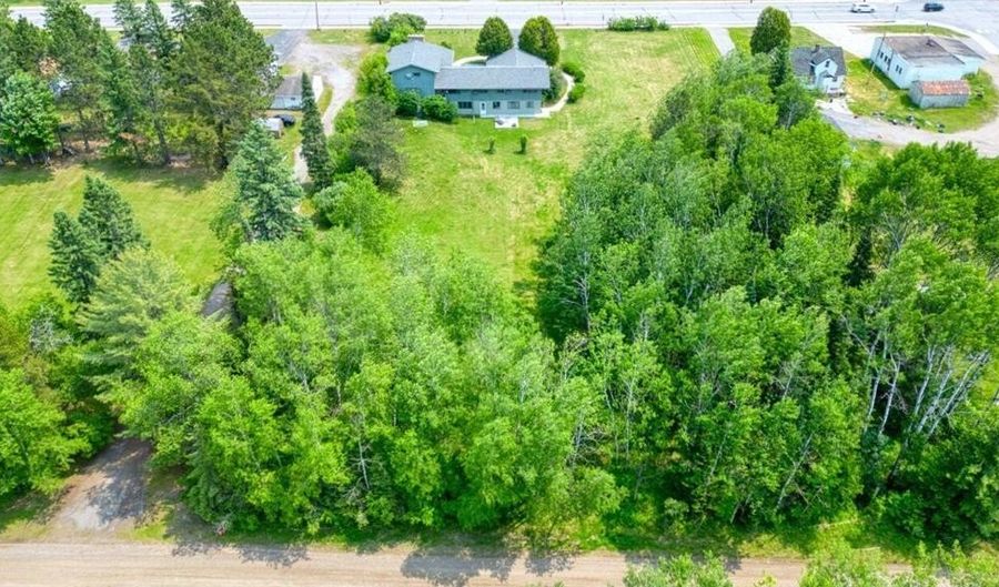 417 Main St S, Aurora, MN 55705 - 7 Beds, 3 Bath
