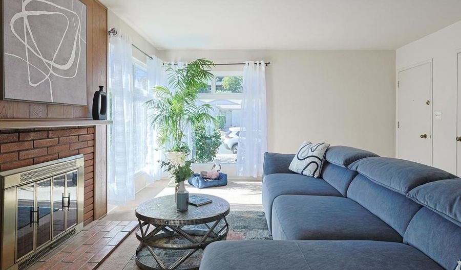 6045 Broadmoor Dr, La Mesa, CA 91942 - 3 Beds, 2 Bath