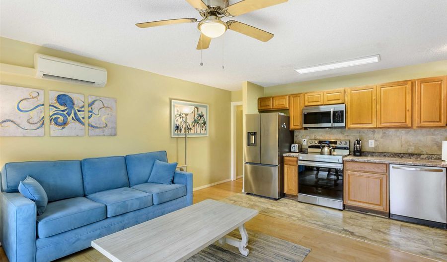 61 N Kihei Rd 4, Kihei, HI 96753 - 1 Beds, 1 Bath