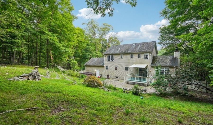 7 Parks Ln, Alloway, NJ 07461 - 3 Beds, 3 Bath