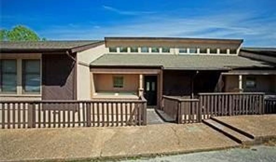 14 Shakespeare Dr, Bella Vista, AR 72714 - 2 Beds, 2 Bath