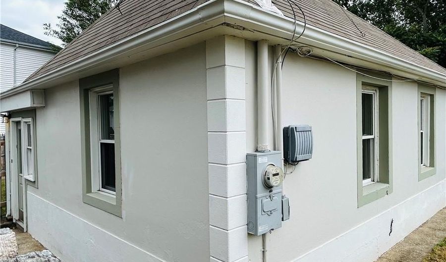 1 Oliver St, North Providence, RI 02904 - 1 Beds, 1 Bath