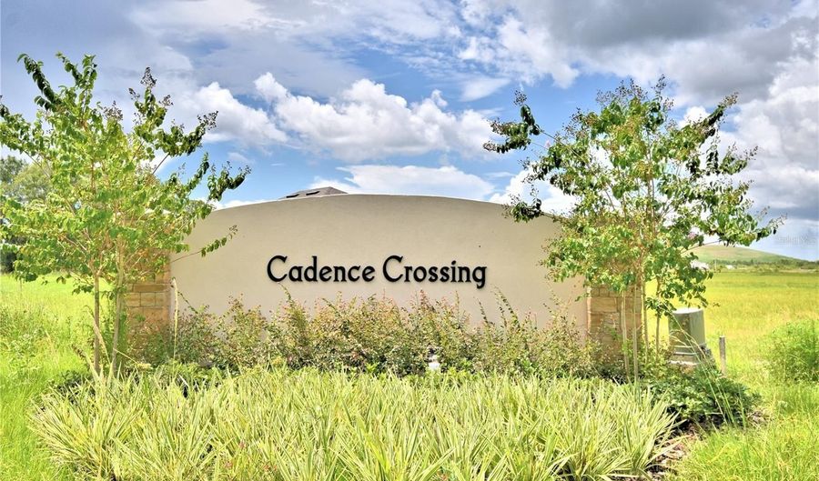 4402 JUNEBERRY Dr, Auburndale, FL 33823 - 4 Beds, 2 Bath