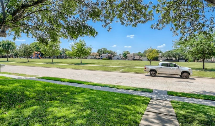 627 Meadowbrook St, Allen, TX 75002 - 3 Beds, 2 Bath