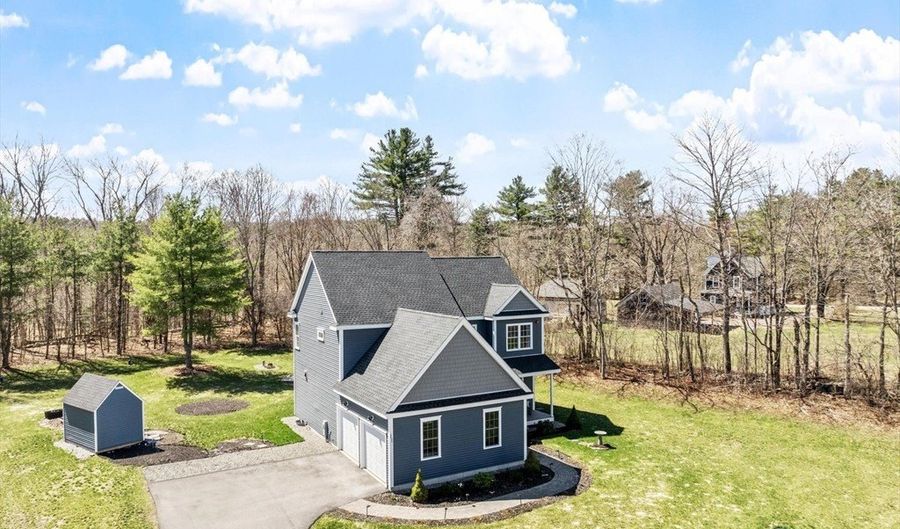 11 Wilson Rd, Berlin, MA 01503 - 3 Beds, 4 Bath