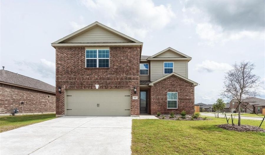 637 Emerson Dr, Anna, TX 75409 - 5 Beds, 3 Bath