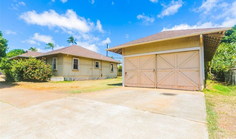 99-028 Moanalua Rd, Aiea, HI 96701 - 4 Beds, 3 Bath