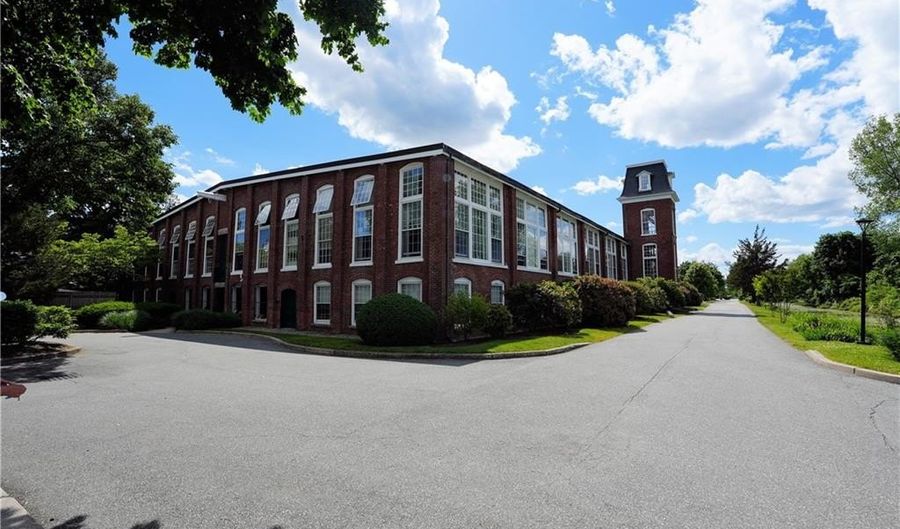40 Web Ave 217, North Kingstown, RI 02852 - 2 Beds, 2 Bath