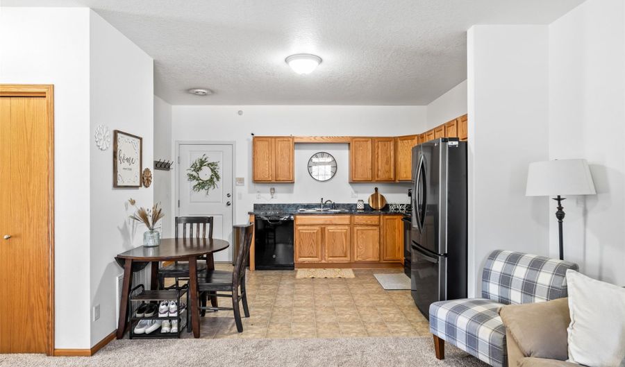 4510 Twain Cir 206, Ames, IA 50014 - 1 Beds, 1 Bath