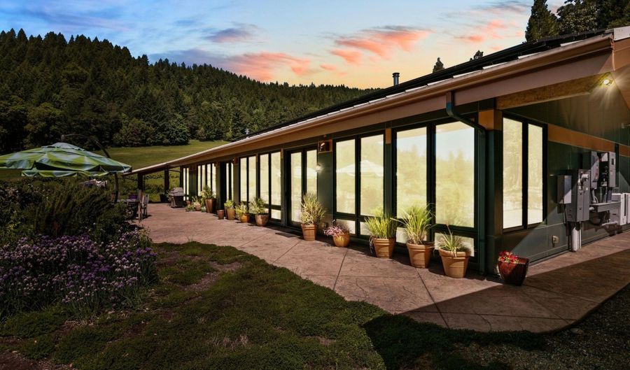 1106 Upper Cow Creek Rd, Azalea, OR 97410 - 5 Beds, 5 Bath