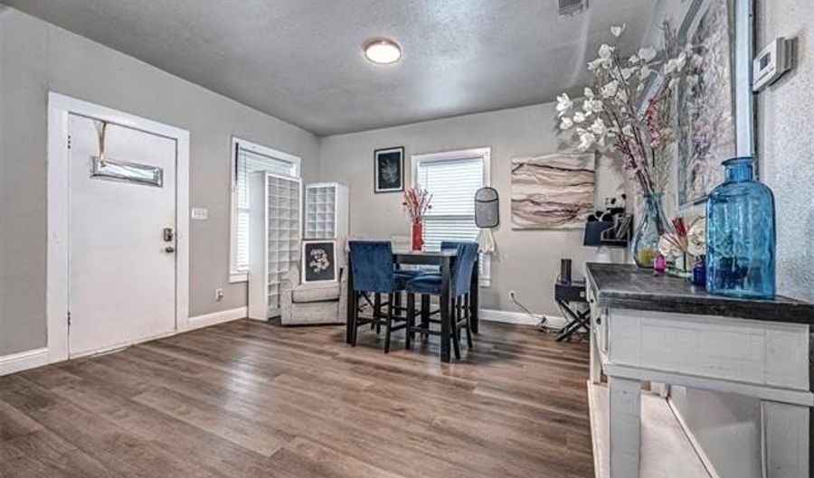 1208 NW 1st Ave, Ardmore, OK 73401 - 2 Beds, 1 Bath