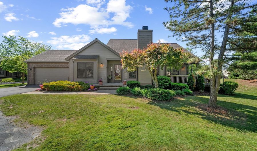 447 Sumark Way, Ann Arbor, MI 48103 - 2 Beds, 3 Bath