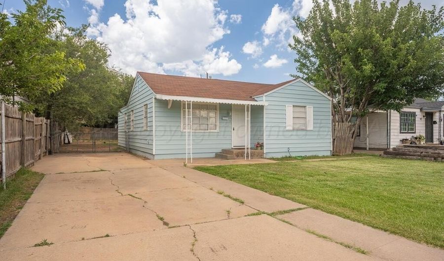 312 SW 45TH Ave, Amarillo, TX 79110 - 3 Beds, 2 Bath