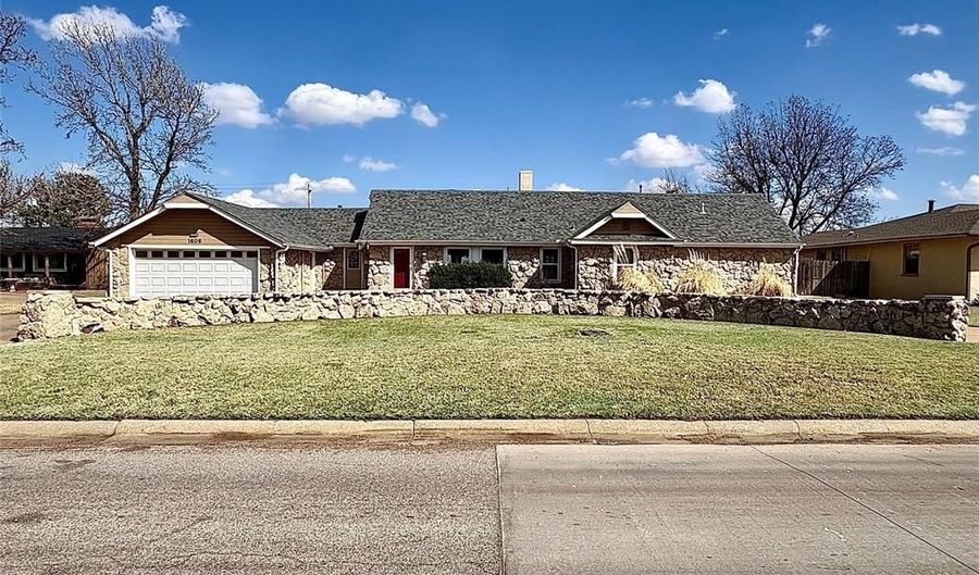 1606 N Hudson St, Altus, OK 73521 - 4 Beds, 3 Bath