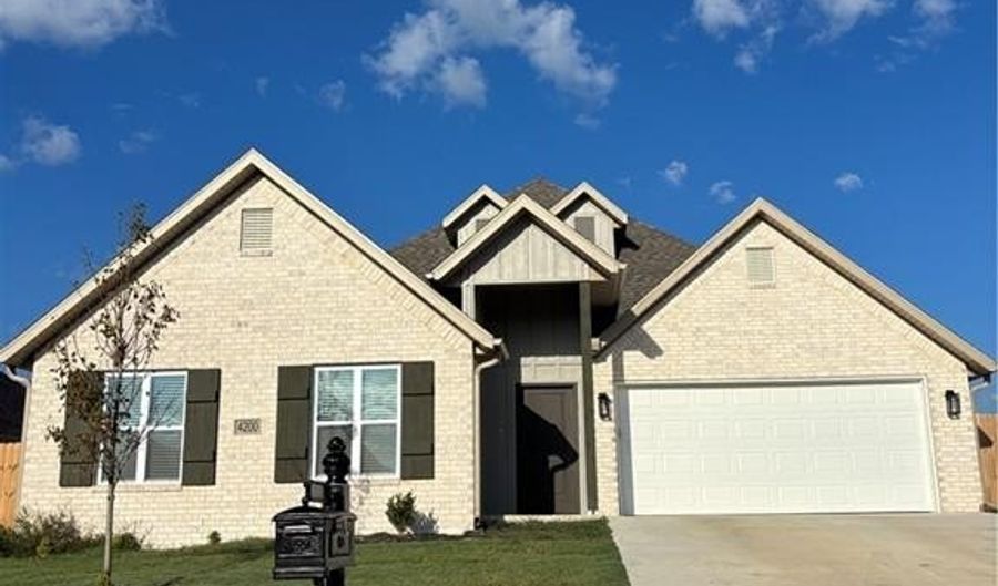 4200 SW Pawhuska St, Bentonville, AR 72713 - 3 Beds, 2 Bath