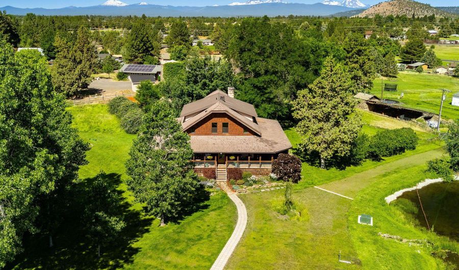 61900 Anker Ln, Bend, OR 97702 - 4 Beds, 4 Bath