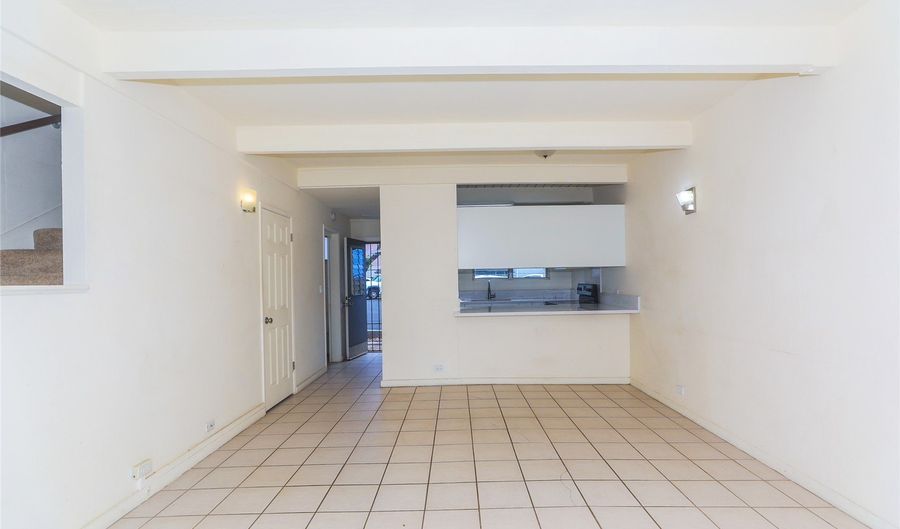 4202 Keanu St 4, Honolulu, HI 96816 - 2 Beds, 1 Bath