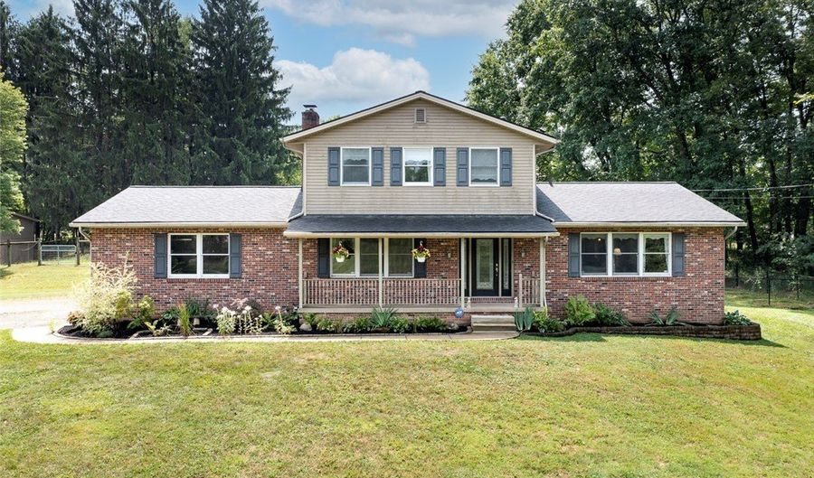 3090 Sourek Rd, Akron, OH 44333 - 3 Beds, 4 Bath