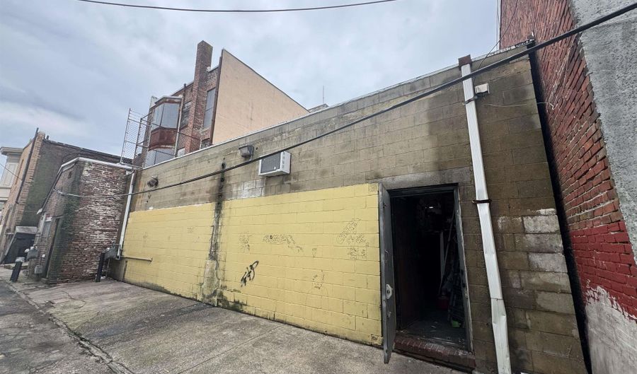 1626-30 Atlantic Ave, Atlantic City, NJ 08401 - 0 Beds, 0 Bath