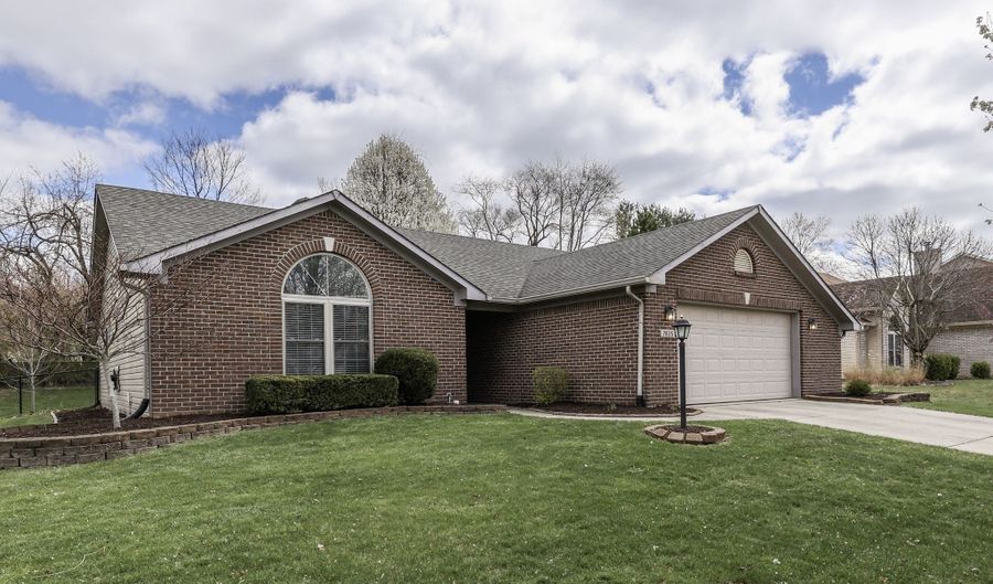 7835 Shannon Lakes Way, Indianapolis, IN 46217 - 3 Beds, 2 Bath