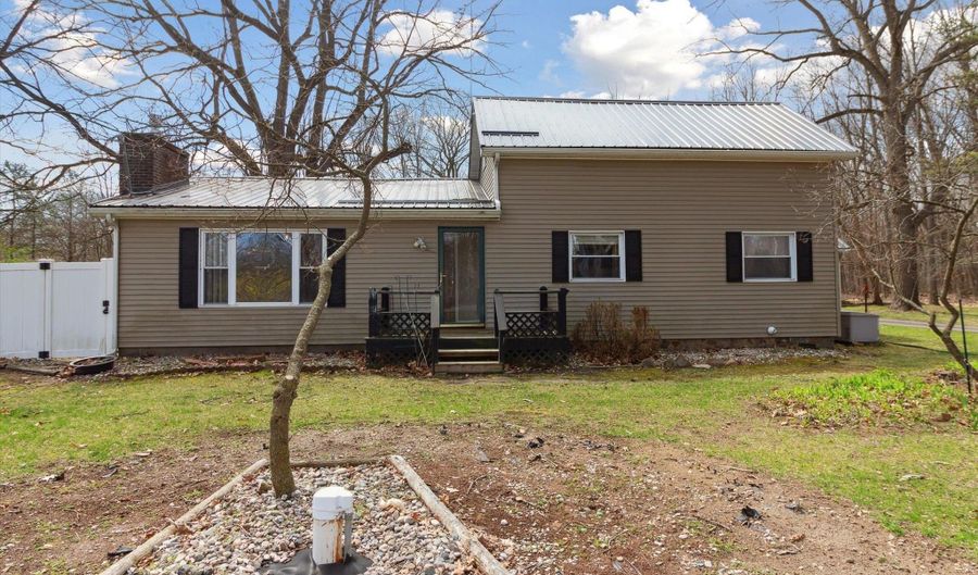 4125 W Harrison Rd, Alma, MI 48801 - 4 Beds, 1 Bath