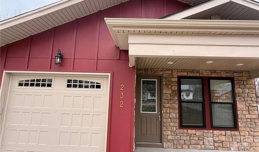 232 E Main St, Austin, IN 47102 - 3 Beds, 2 Bath